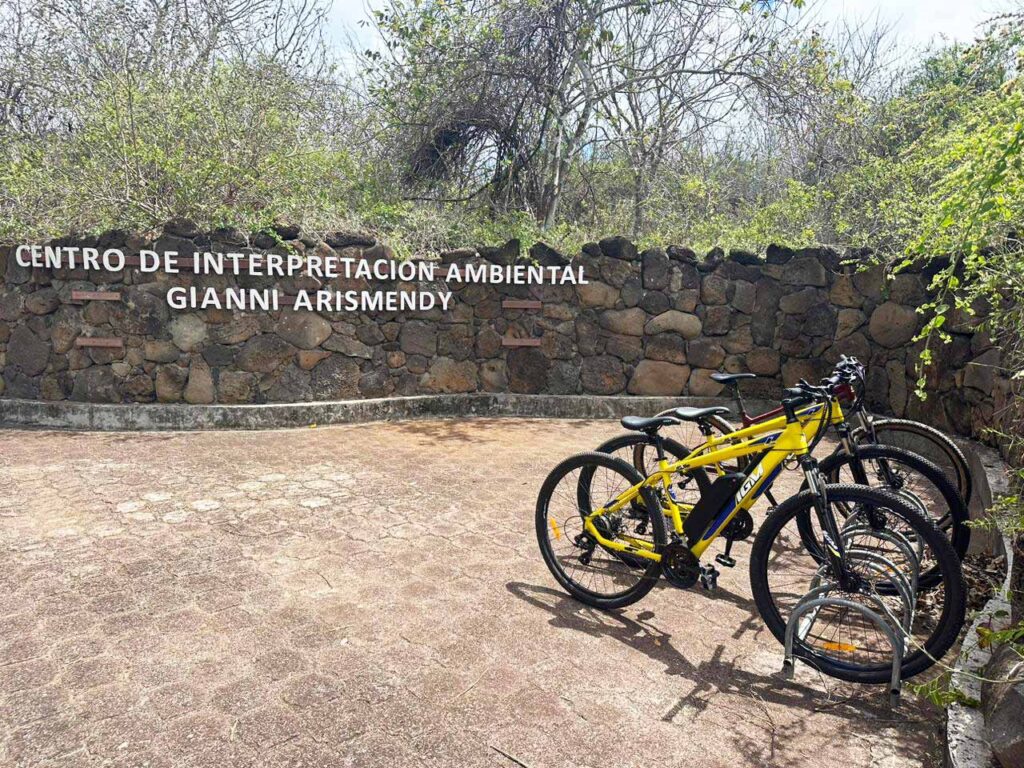Ibikes Mansergala Galápagos turismo en bicicletas